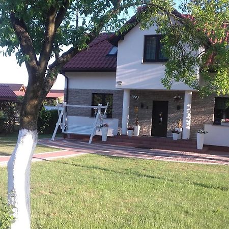 Pokoje Goscinne Mariolle Wisełka Kültér fotó
